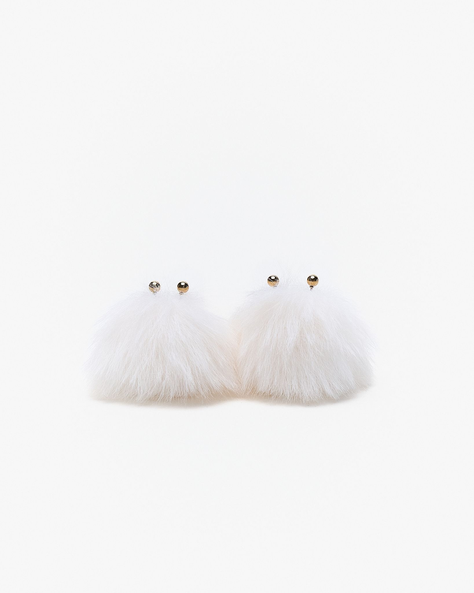 Motchiri Fluffy Drop Earring