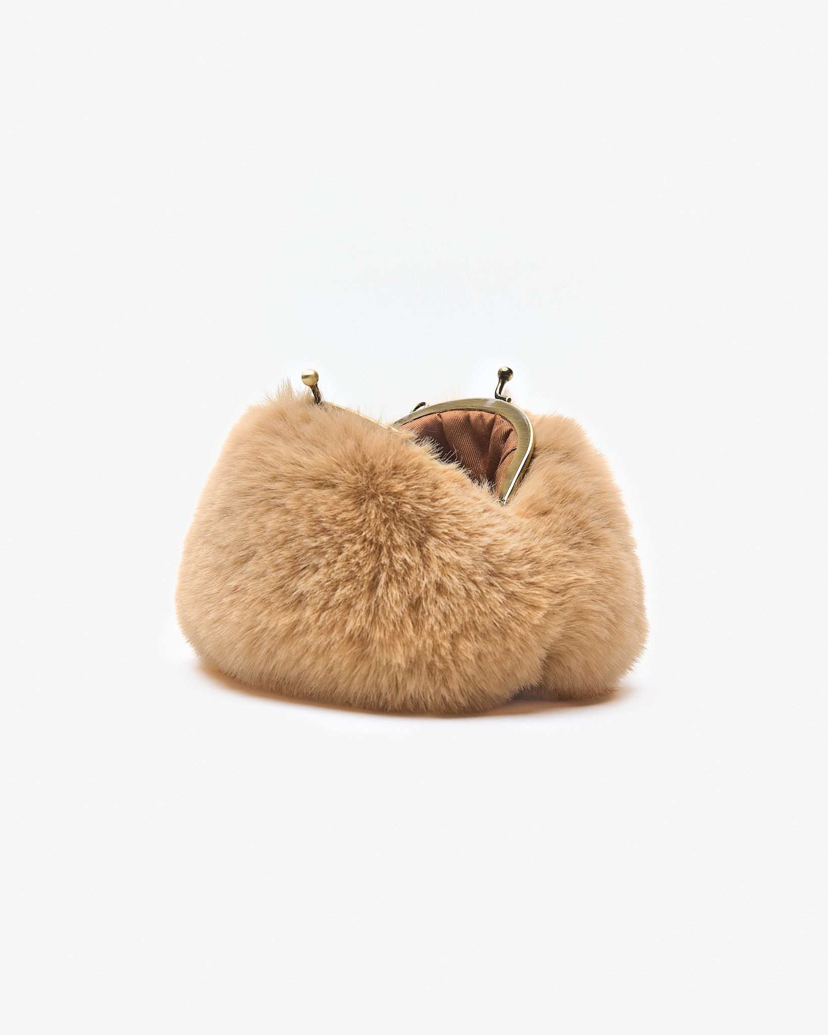Motchiri Round Fluffy Mini Bag