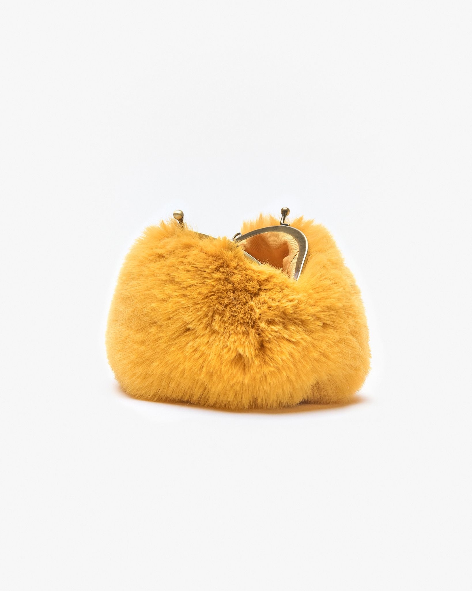 Motchiri Round Fluffy Mini Bag