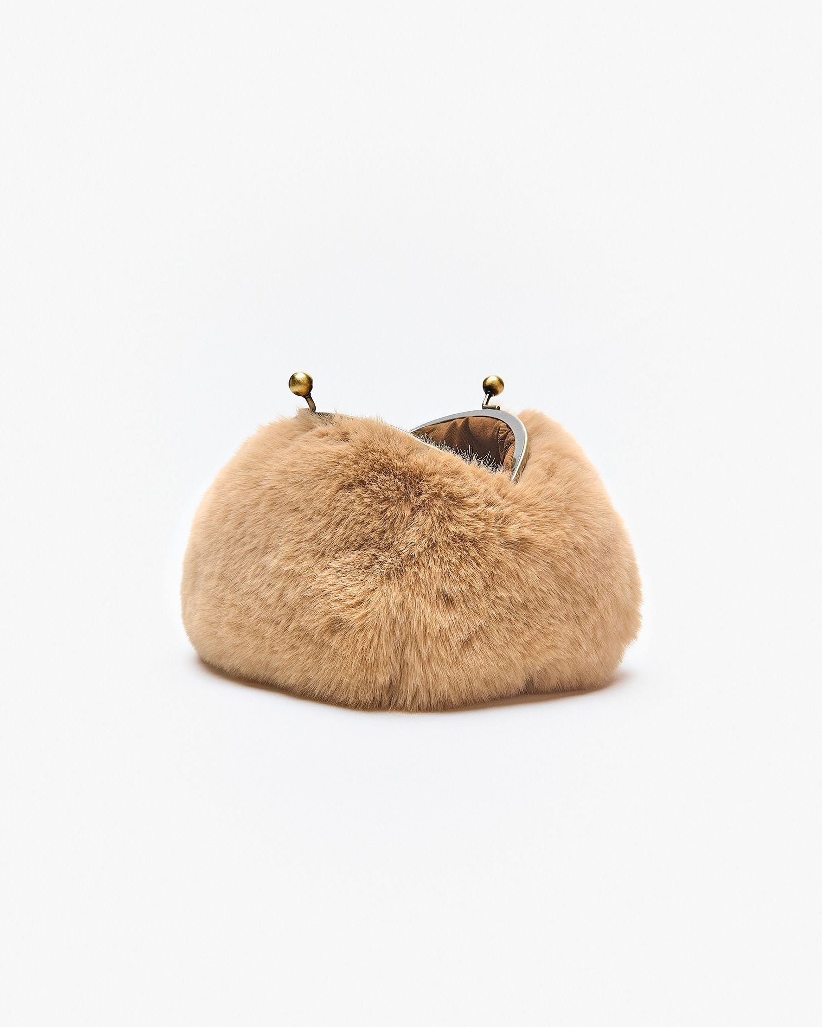 Motchiri Round Fluffy Medium Mini Bag